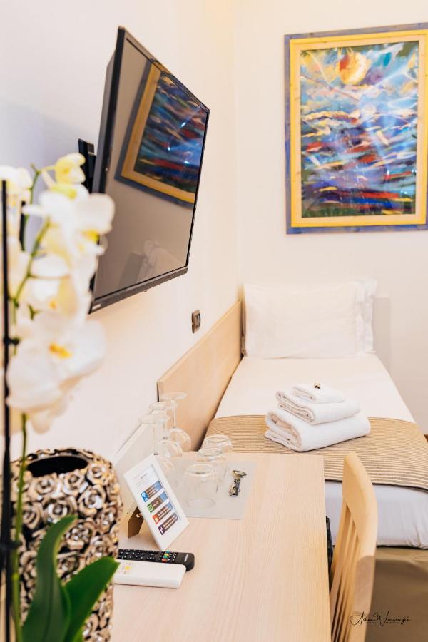 Magik Rooms Рим Екстер'єр фото