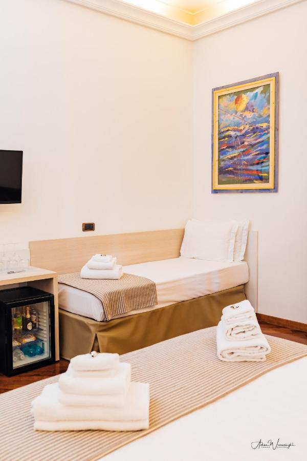 Magik Rooms Рим Екстер'єр фото