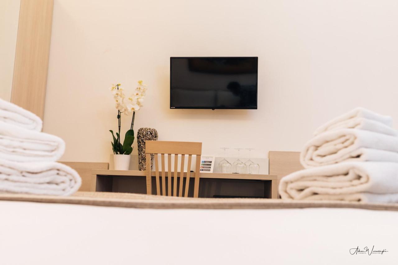 Magik Rooms Рим Екстер'єр фото
