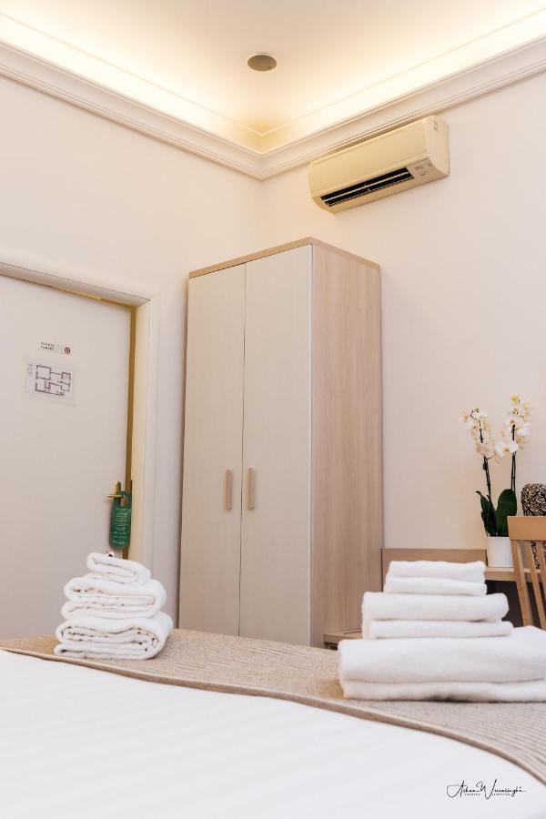 Magik Rooms Рим Екстер'єр фото
